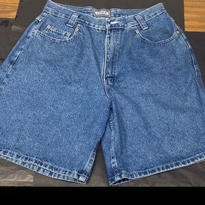 Cenza vintage high waisted Women’s Jean shorts size 12